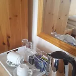 Franklyn Bed & Breakfast *