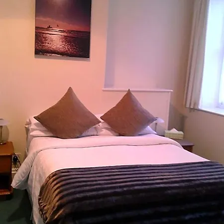 Franklyn Bed & Breakfast *