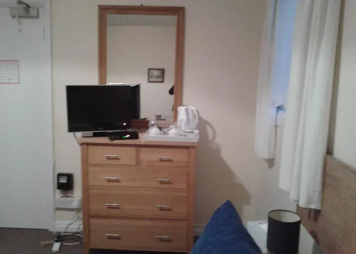 Franklyn Couette-café Saint Helier Jersey