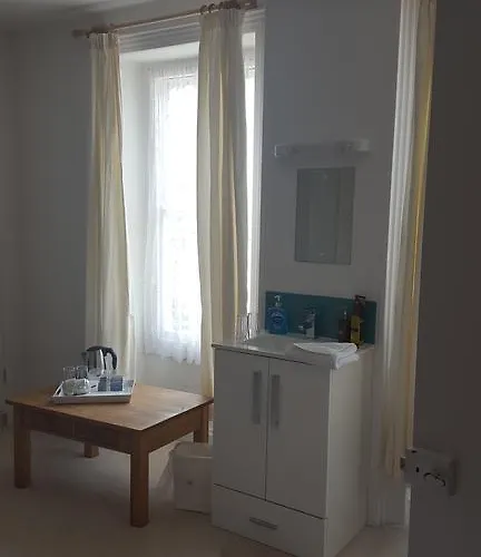 Franklyn Couette-café