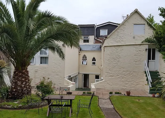 Franklyn Couette-café