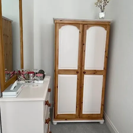 Franklyn * Saint Helier