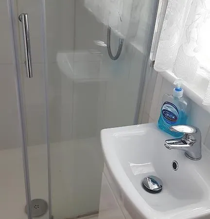 Franklyn 圣赫利尔泽西